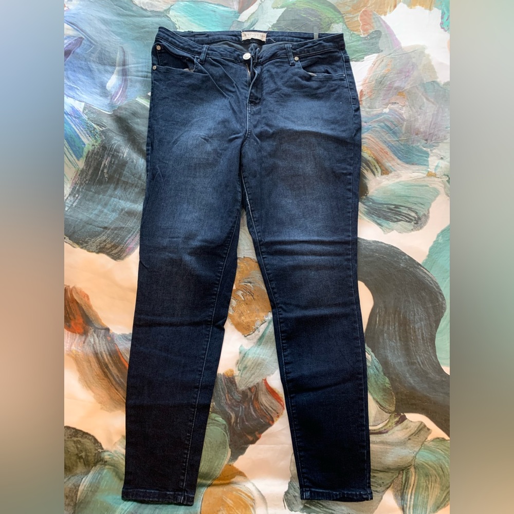 ELOQUII skinny jeans - size 16- dark rinse